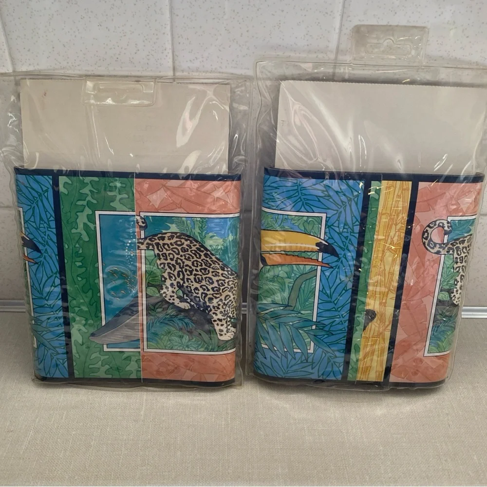 Two (2) Vintage‎ Taylor Wallcoverings Wall Border 5yds Each Animals Tropical